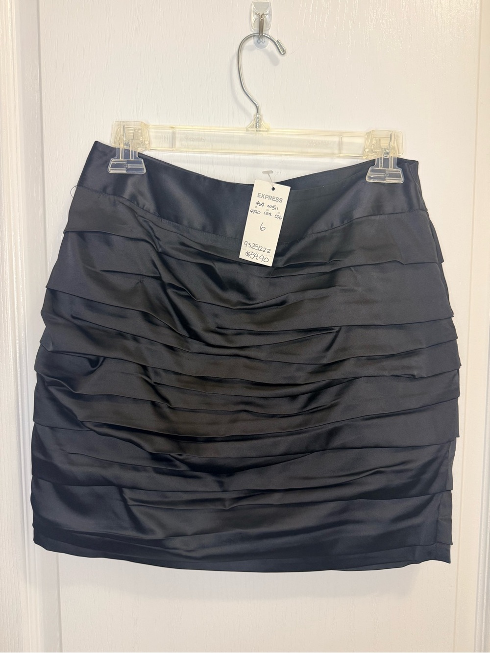 Express Black Satin Tiered Mini Skirt - Sleek Ruching size 6 NWT